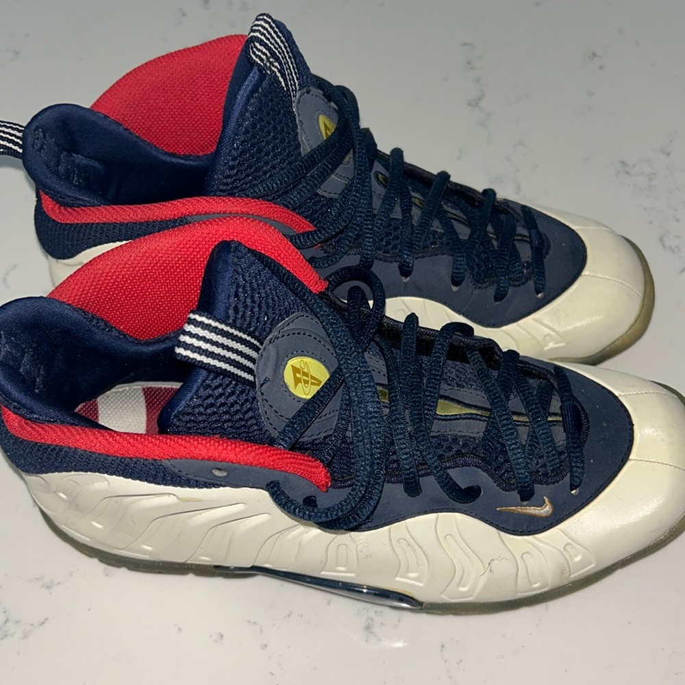 Nike shoes